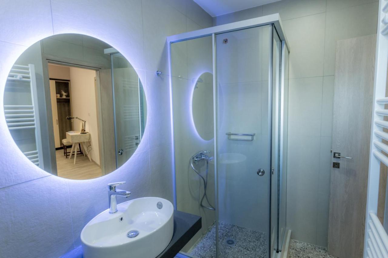 Ermis Aparthotel Ioánnina Exteriör bild
