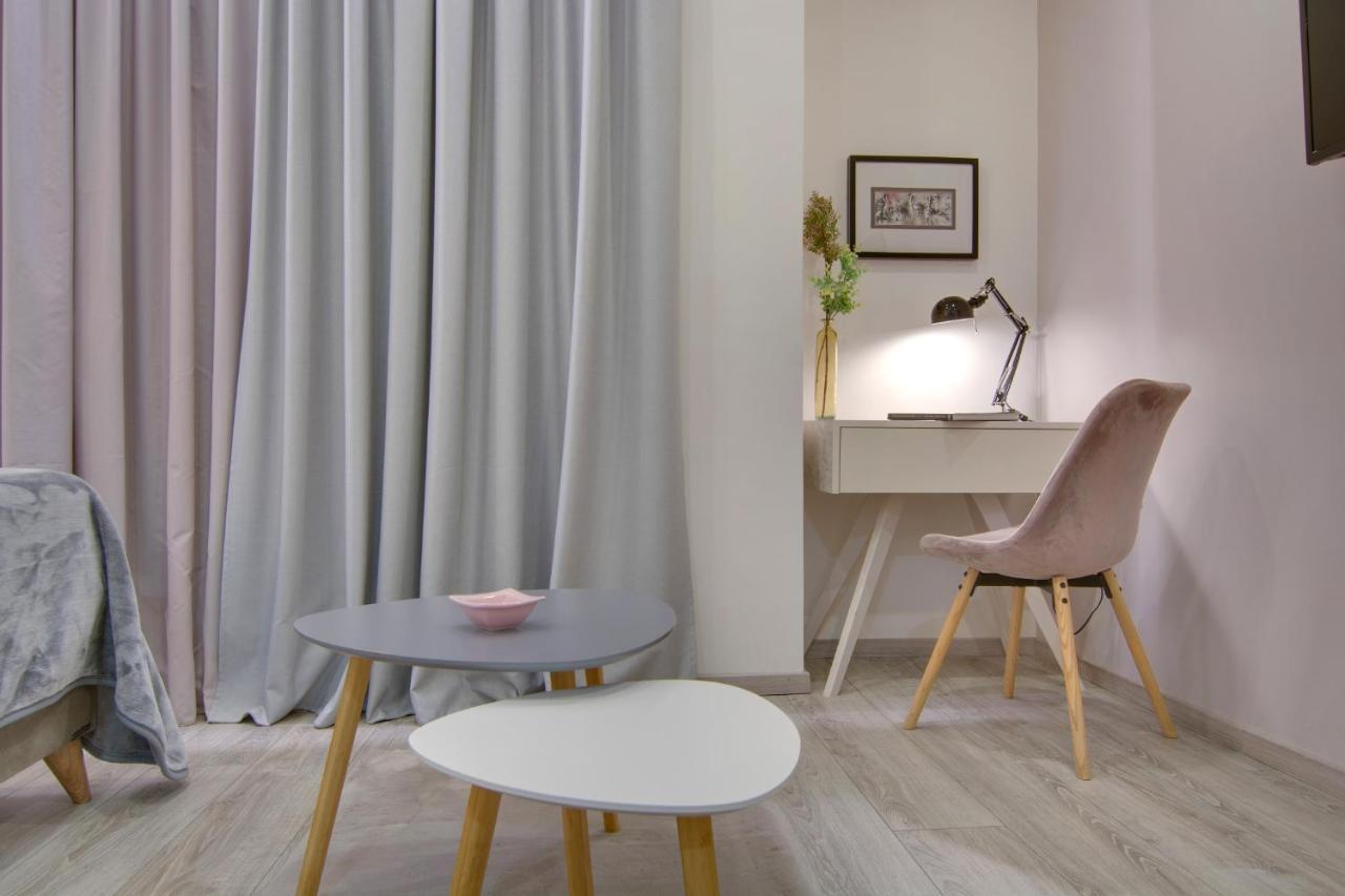 Ermis Aparthotel Ioánnina Exteriör bild